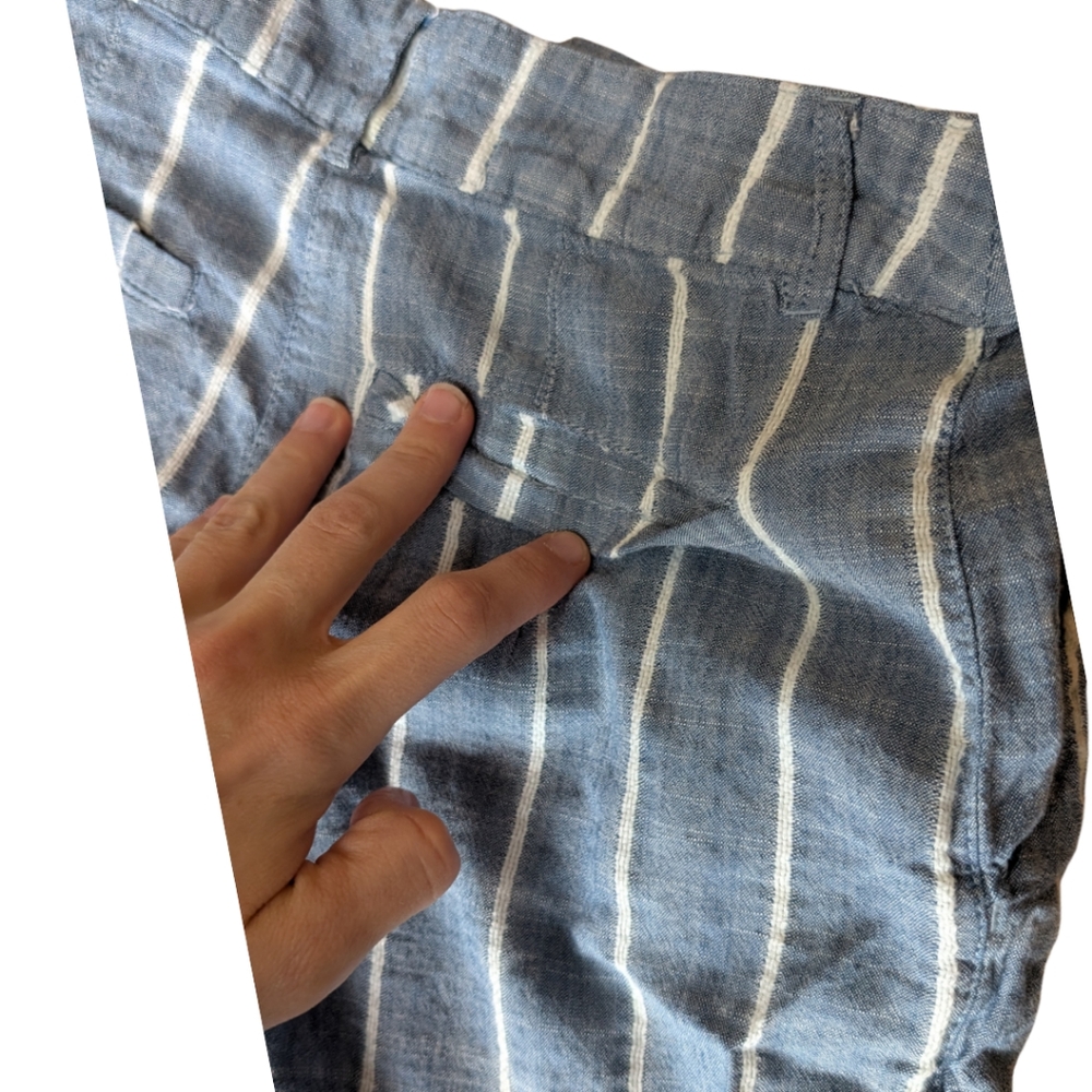 Universal Thread Linen Blend Capris - Picture 6 of 8